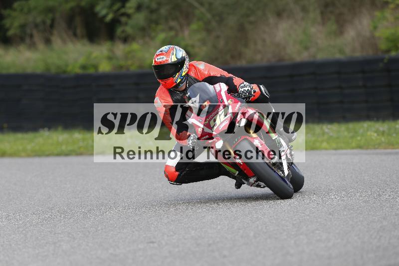 /53 16.09.2025 Track Day Domi Aegerter ADR/Gruppe rot/92